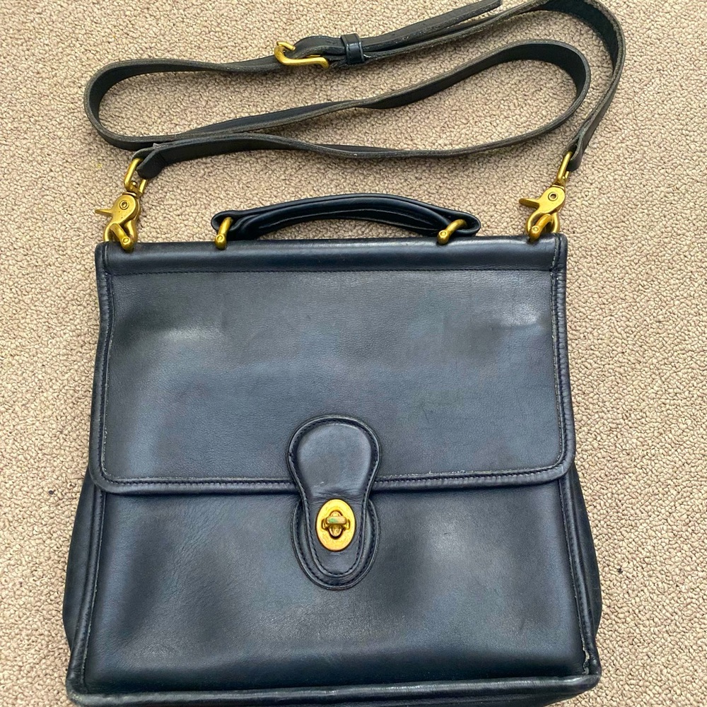 Vintage Coach crossbody/ handbag